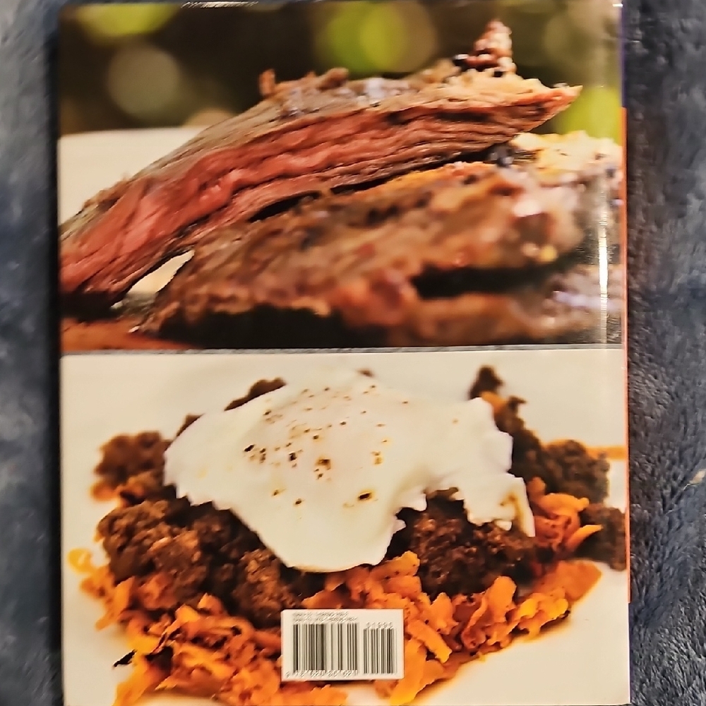 Assorted Cookbook Collection - Picture 10 of 10